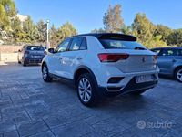Usata VW T-Roc 116 CV (85 kW) 2019 Bianco SUV