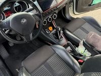 Usata Alfa Romeo Giulietta Distinctive 140 CV (102 kW) 2012 Bianco Berlina