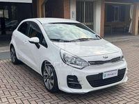 Usata Kia Rio 90 CV (66 kW) 2016 Bianco Utilitaria
