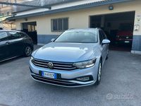 Usata VW Passat Business 122 CV (89 kW) 2021 Grigio Station wagon