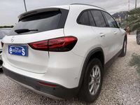 Usata Mercedes GLA200 Business 150 CV (110 kW) 2020 Bianco polare SUV