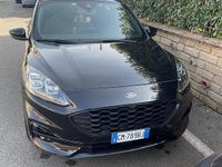 Usata Ford Kuga 120 CV (88 kW) 2022 Nero SUV