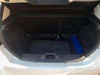 Usata Ford Fiesta 60 CV (44 kW) 2013 Bianco Utilitaria