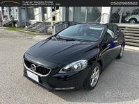 Usata Volvo V40 Kinetic 120 CV (88 kW) 2017 Nero Berlina