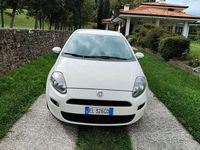 Usata Fiat Grande Punto 75 CV (55 kW) 2012 Bianco Utilitaria