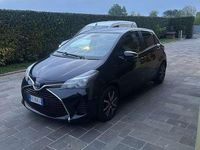 Usata Toyota Yaris Hybrid Active 95 CV (69 kW) 2016 Berlina