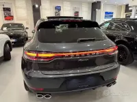 Usata Porsche Macan 245 CV (180 kW) 2021 Grigio metallizzato SUV
