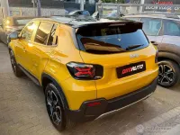 Käytetty Jeep Avenger Summit 101 HP (74 kW) 2023 Ruskea Katumaasturi