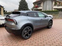 Käytetty Alfa Romeo Junior Edizione Speciale 136 HP (100 kW) 2024 Harmaa Katumaasturi