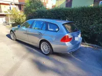 Usata BMW 330 Efficient Dynamics 231 CV (169 kW) 2006 Blu/azzurro Station wagon