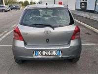 Usata Toyota Yaris Sol 69 CV (50 kW) 2006 Other Berlina