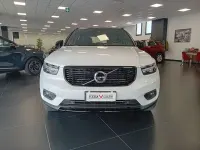 Usata Volvo XC40 R-Design 179 CV (131 kW) 2021 Bianco SUV