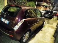 Usata Lancia Ypsilon 60 CV (44 kW) 2014 Rosso Utilitaria