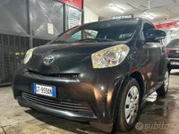 usata Toyota iQ MANUALE anno 2009