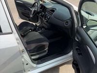 Usata Fiat Punto Lounge 84 CV (61 kW) 2015 Argento Utilitaria