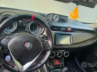 Usata Alfa Romeo Giulietta 105 CV (77 kW) 2015 Marrone Utilitaria