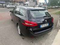 Usata Peugeot 308 Allure 131 CV (96 kW) 2018 Bluazzurro Station wagon