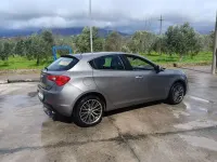 Usata Alfa Romeo Giulietta Distinctive 170 CV (125 kW) 2011 Utilitaria