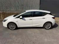 Usata Opel Astra Innovation 150 CV (110 kW) 2015 Bianco Berlina