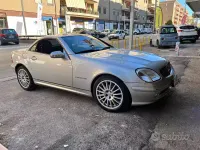 Usata Mercedes SLK200 163 CV (119 kW) 2002 Grigio Cabrio