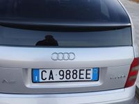 Usata Audi A2 75 CV (55 kW) 2001 Grigio Utilitaria