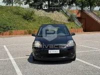 Usata Ford Fiesta Ghia 75 CV (55 kW) 2007 Nero Utilitaria