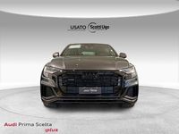 Usata Audi Q8 Sport 231 CV (169 kW) 2021 Grigio daytona perla SUV