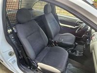 Usata Opel Corsa Club 69 CV (50 kW) 2006 Bianco Berlina