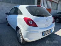 Usata Opel Corsa 85 CV (62 kW) 2013 Bianco Utilitaria