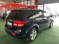 Usata Dodge Journey 140 CV (102 kW) 2010 Nero SUV