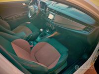 Usata Alfa Romeo Giulietta 105 CV (77 kW) 2014 Bianco Utilitaria