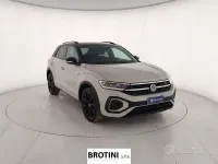 Usata VW T-Roc R-line 110 CV (80 kW) 2023 Grigio SUV