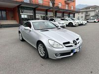 Usata Mercedes SLK200 184 CV (135 kW) 2010 Argento Cabrio