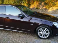 Usata Mercedes E350 Avantgarde 292 CV (214 kW) 2009 Marrone Berlina