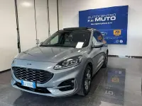 Usata Ford Kuga ST-Line 120 CV (88 kW) 2022 Solar silver SUV