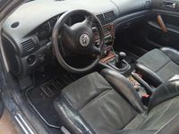 Usata VW Passat 150 CV (110 kW) 2001 Grigio Station wagon