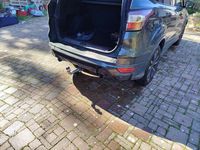 Usata Ford Kuga ST-Line 150 CV (110 kW) 2017 Verde SUV