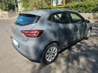 Usata Renault Clio V Intens 101 CV (74 kW) 2021 Bluazzurro Berlina