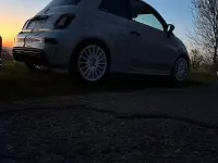 Usata Abarth 595 70th Anniversary 180 CV (132 kW) 2020 Grigio Berlina