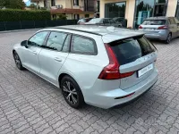 Usata Volvo V60 150 CV (110 kW) 2020 Grigio Station wagon