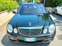 Usata Mercedes E220 Classic 170 CV (125 kW) 2006 Nero Berlina