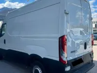 Usata Iveco Daily 136 CV (100 kW) 2023 Bianco Furgone