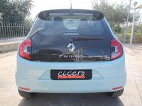 Usata Renault Twingo Equilibre 30 kW (42 CV) 2023 Azzurro nuvola Utilitaria