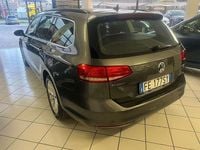 Usata VW Passat Business 120 CV (88 kW) 2016 Grigio Station wagon