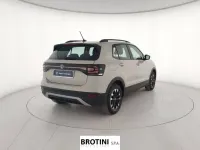 Usata VW T-Cross Style 110 CV (80 kW) 2023 Grigio metallizzato SUV
