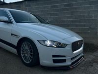 Usata Jaguar XE 163 CV (119 kW) 2016 Bianco Berlina