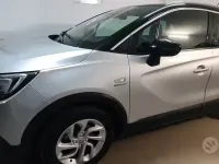 Usata Opel Crossland X 102 CV (75 kW) 2019 Grigio SUV