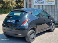 Usata Lancia Ypsilon Silver 80 CV (58 kW) 2013 Nero Utilitaria
