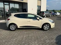 Brugt Renault Clio IV Zen 73 HK (53 kW) 2017 Beige Sedan