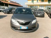 Usata Lancia Ypsilon 69 CV (50 kW) 2016 Grigio Utilitaria